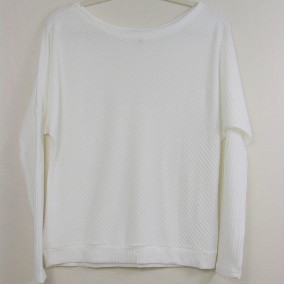 LAST ONE! Batwing Off Shoulder Lightweight Sweater - Picture 4 of 8